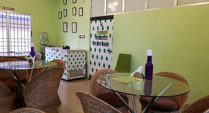 Pause The Unwind Cafe