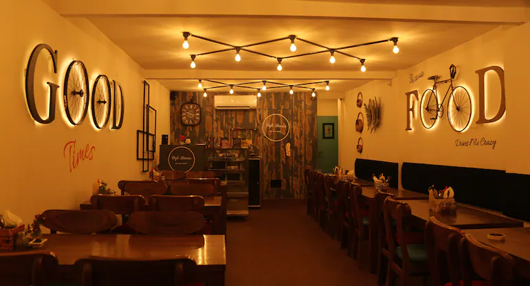 Cafe Diaries Cafe Diaries