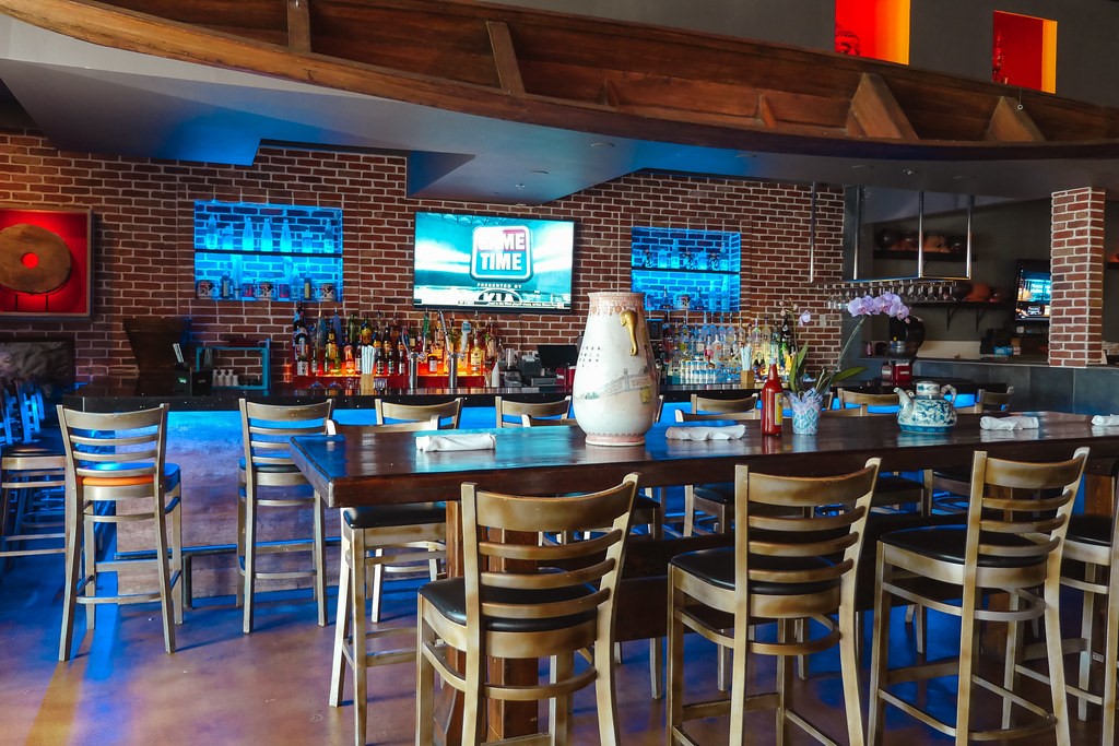 Deep Restaurant Bar