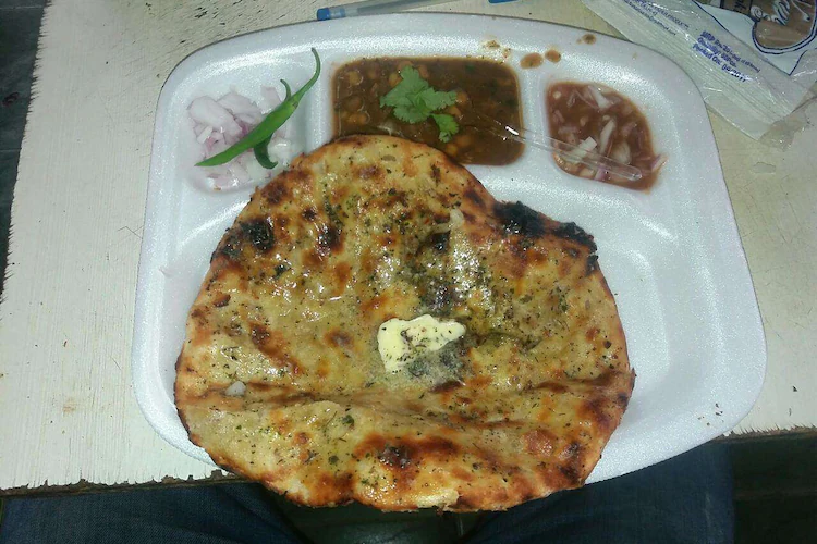 SS Amritsari Kulcha Corner