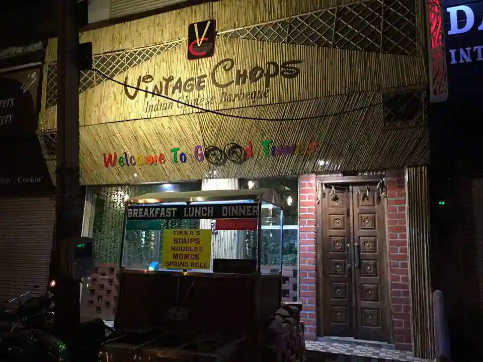 vintage chops 100 feet road bhatinda multicuisine restaurants 3ir0f2m
