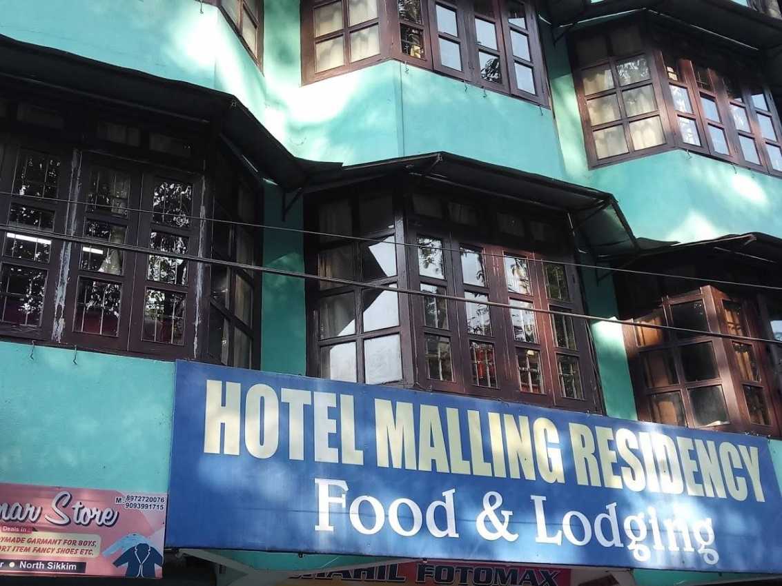 Hotel Mailing Residency