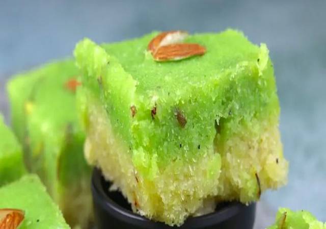 KESAR pista barfi