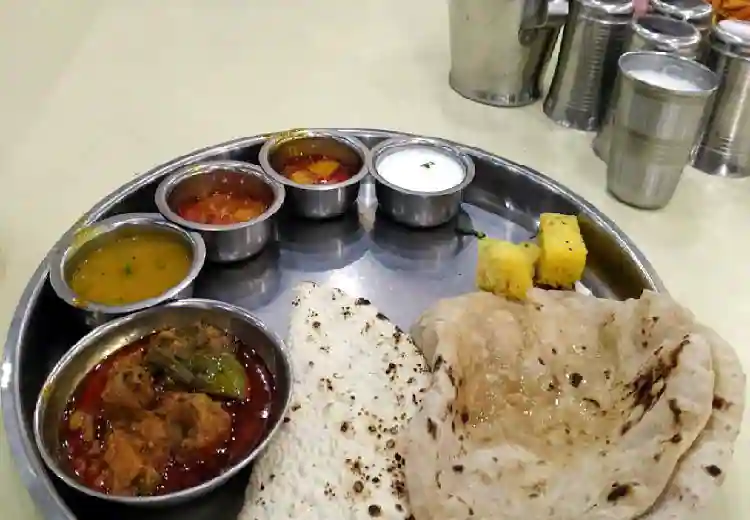 Nilesh Dining Hall