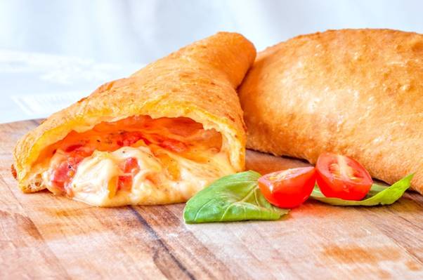 Panzerotto fFritto Panzerotto fFritto