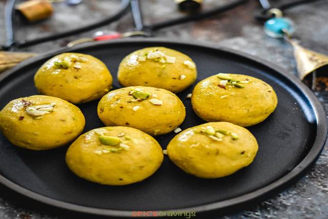 besan ladoo