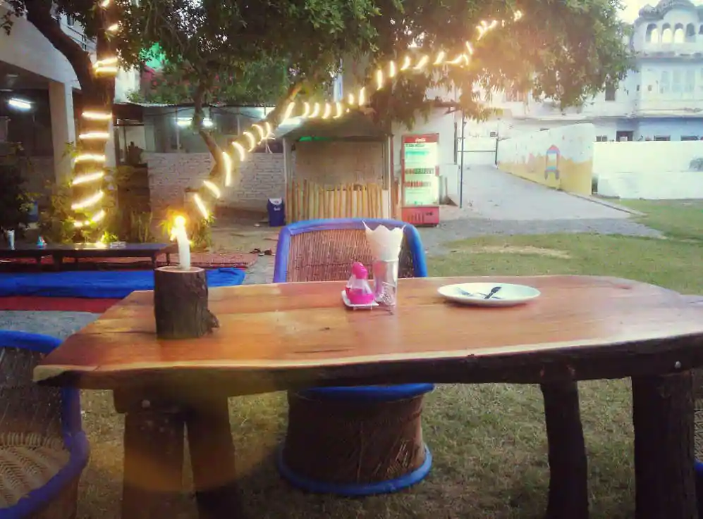 Danis Cafe Danis Cafe
