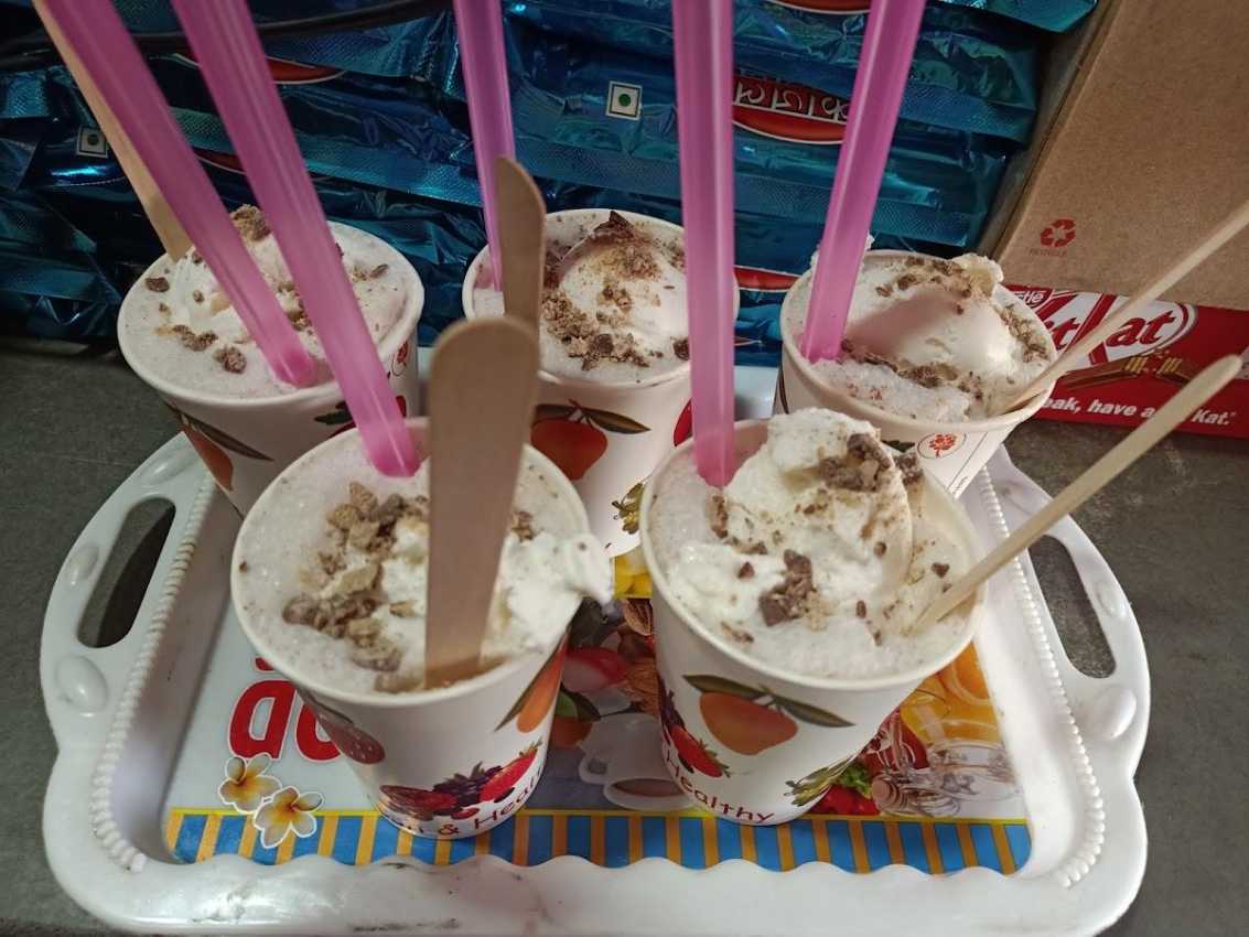 Hina Juice Center Badiyal Road Bandikui
