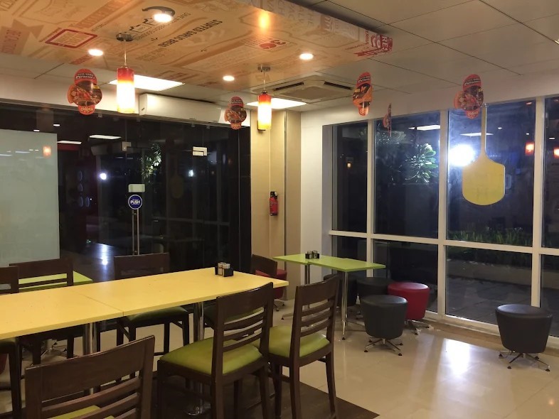 Dominos Pizza