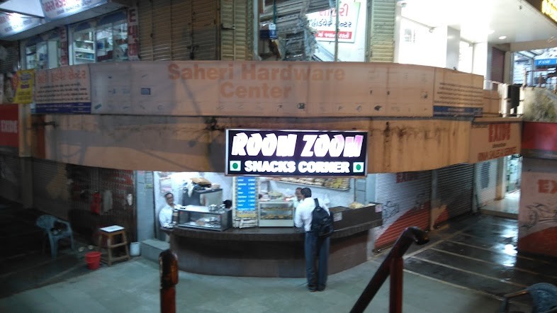 Room Zoom Snacks Corner