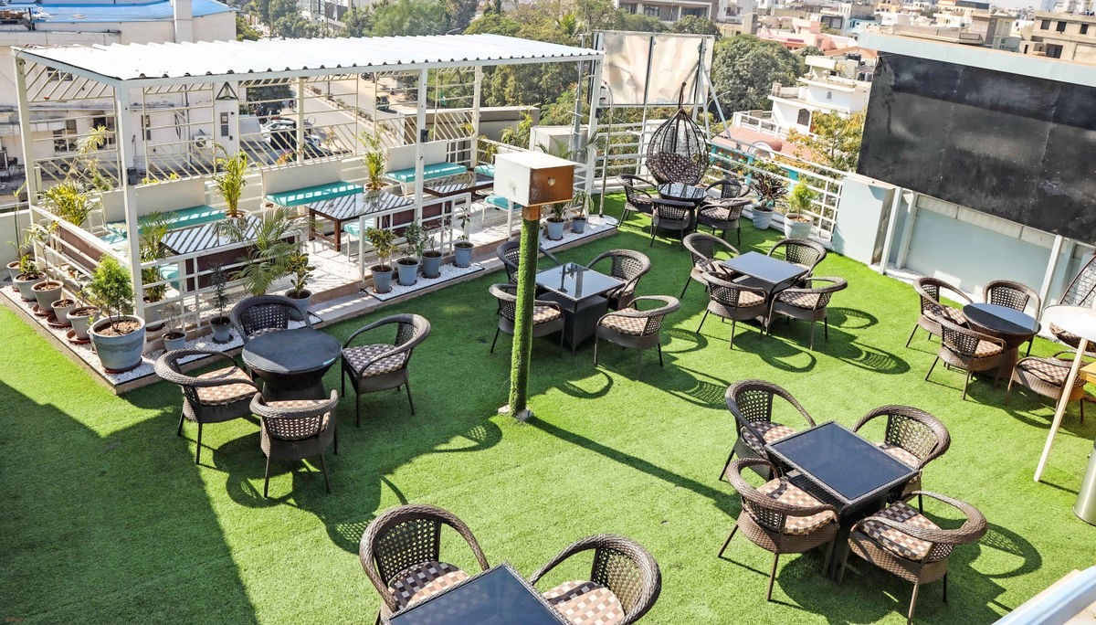 Xion Rooftop Lounge