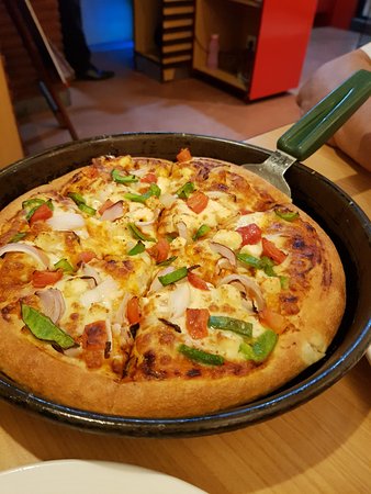 1.Pizza Hut