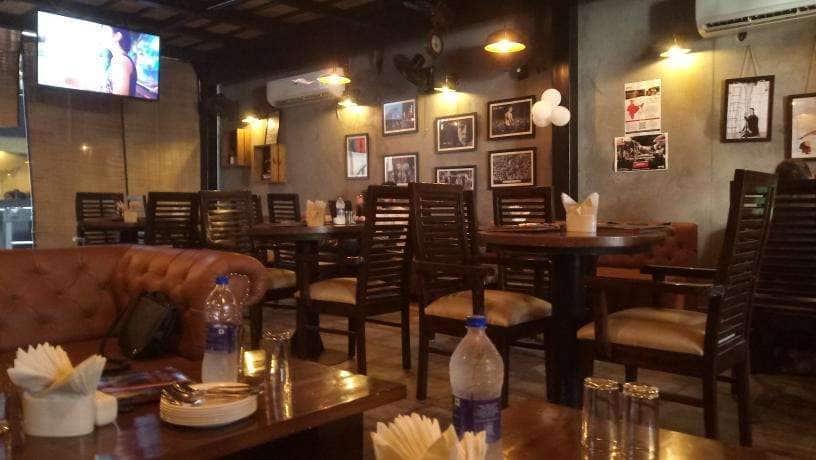 10. Hangout Restaurant 10. Hangout Restaurant