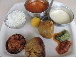 12 Ghanta Wala Sweets and Namkeen