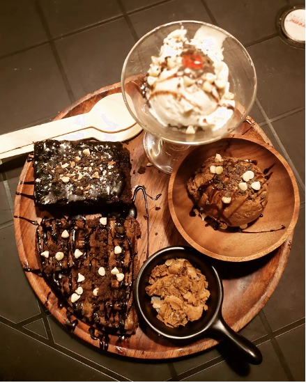 15. Ice cream Thali