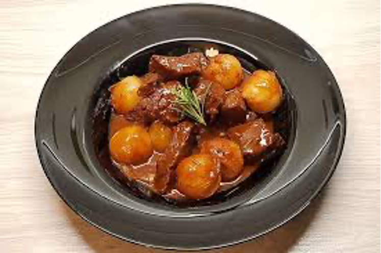 15. Stifado