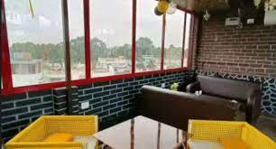 17 Blunch and Dine