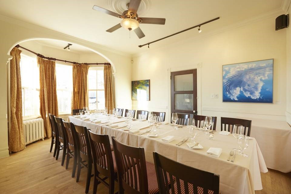 17. Rouge Restaurant