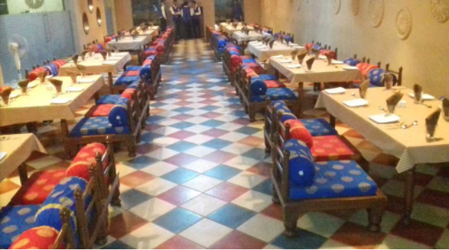 2 Jajarmaan Restaurant