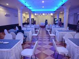 3 Chinnus Restaurant