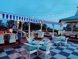 8 Auric Restaurant Rooftop Cafe 8 Auric Restaurant Rooftop Cafe