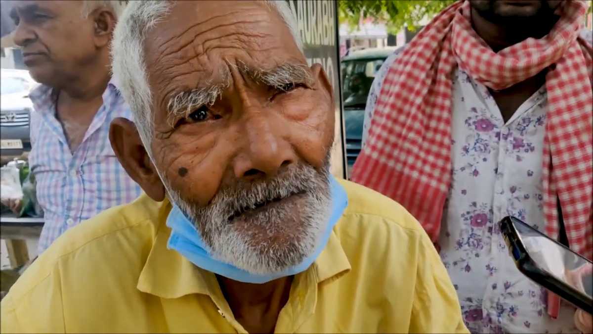 Jhalmuri Baba