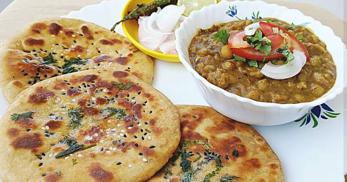Spicy Matar kulchas