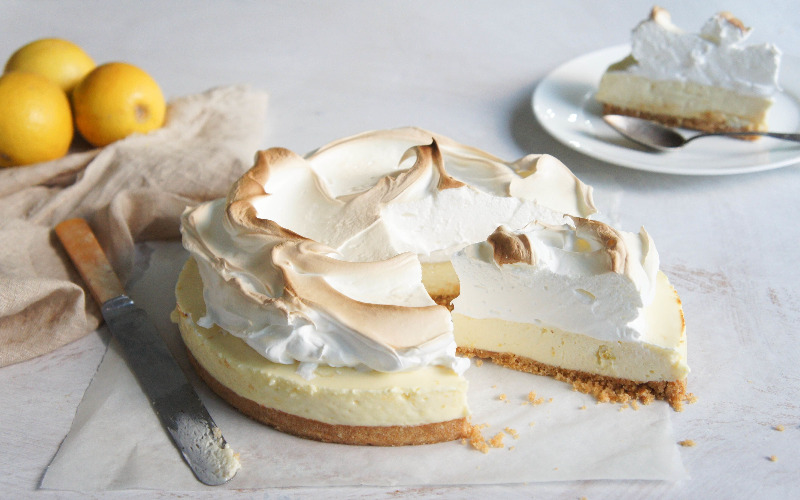 lemon-meringue-cheesecake
