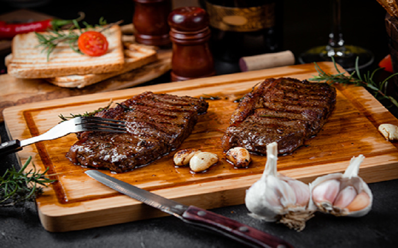 rest-meat-before-cutting