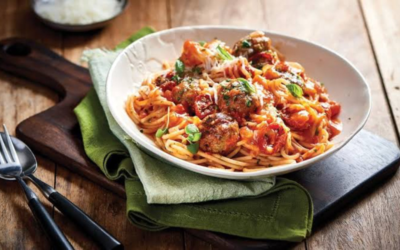 spaghetti-and-meatballs