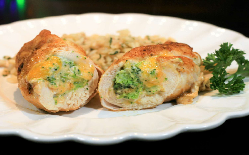 broccoli-and-cheddar-stuffed-chicken-breast