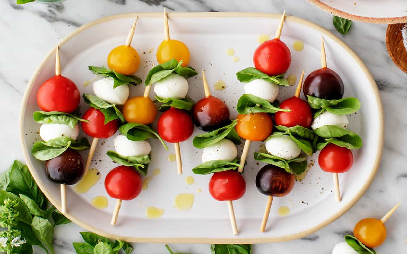 caprese-salad-skewers