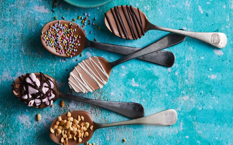 chocolate-spoons