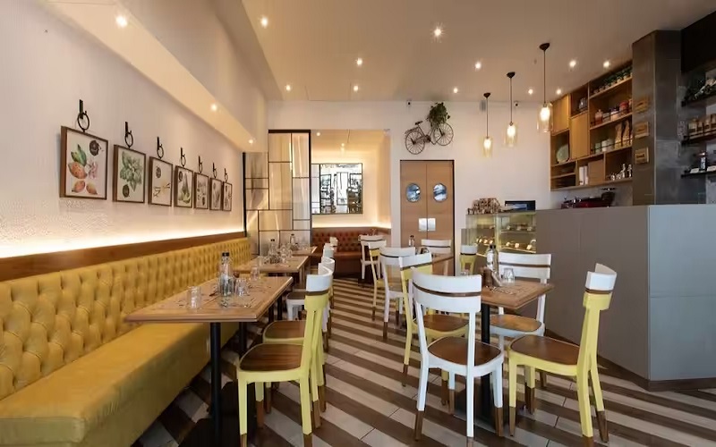 farmers-caf-bandra-west