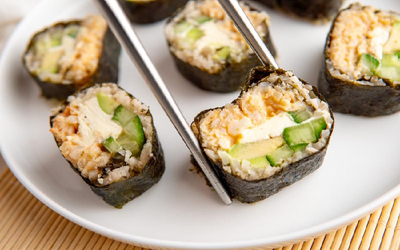 keto-sushi-rolls