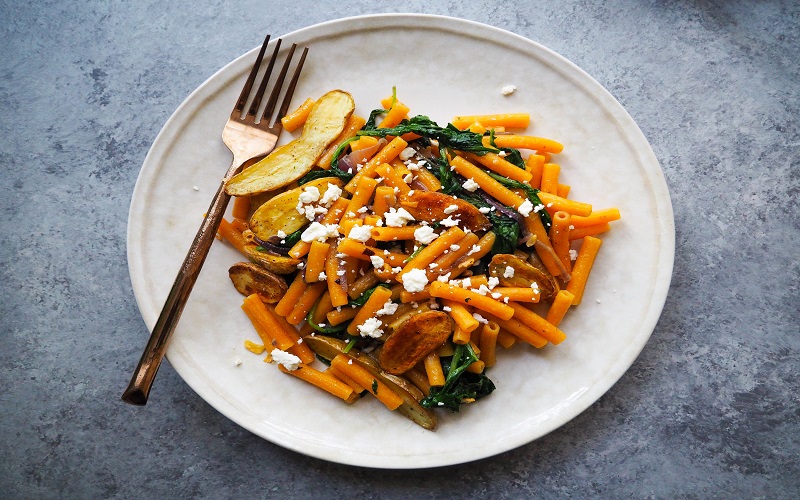 lentil-pasta-with-roasted-fingerlings-baby-kale-and-garlic-recipe lentil-pasta-with-roasted-fingerlings-baby-kale-and-garlic-recipe