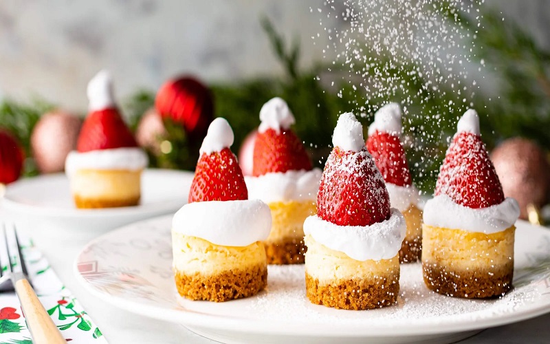 mini-santa-cheesecakes