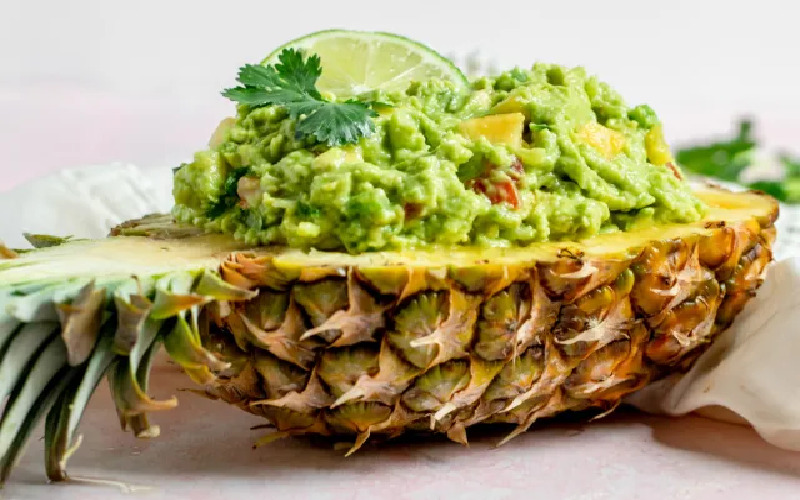 pineapple-and-jalapeo-guacamole