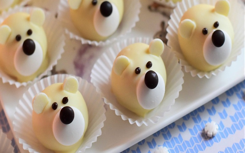 polar-bear-cheesecake-truffles
