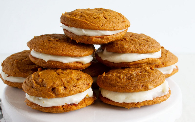 pumpkin-whoopie-pies