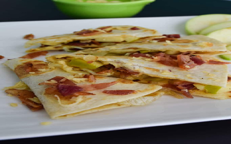 smoked-gouda-and-apple-quesadillas