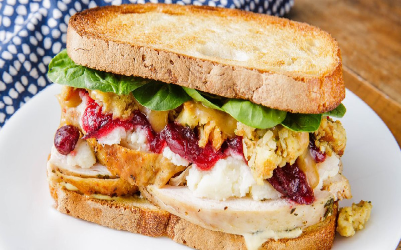 thanksgiving-leftovers-sandwich