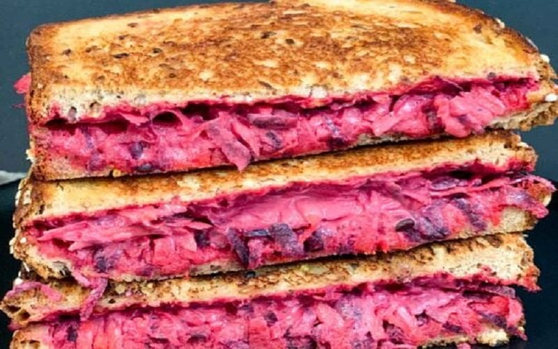 beetroot-tadka-sandwich-recipe