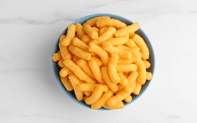 cheesy-corn-puffs