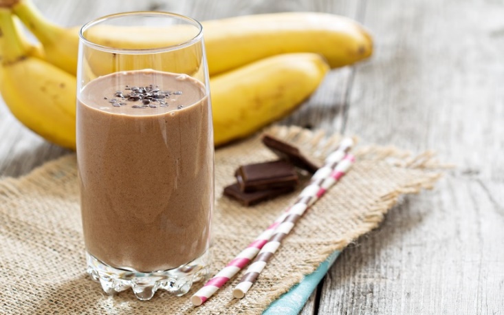 chocolate-banana-protein-smoothie