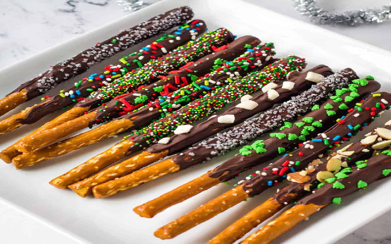 chocolatecovered-pretzel-rods