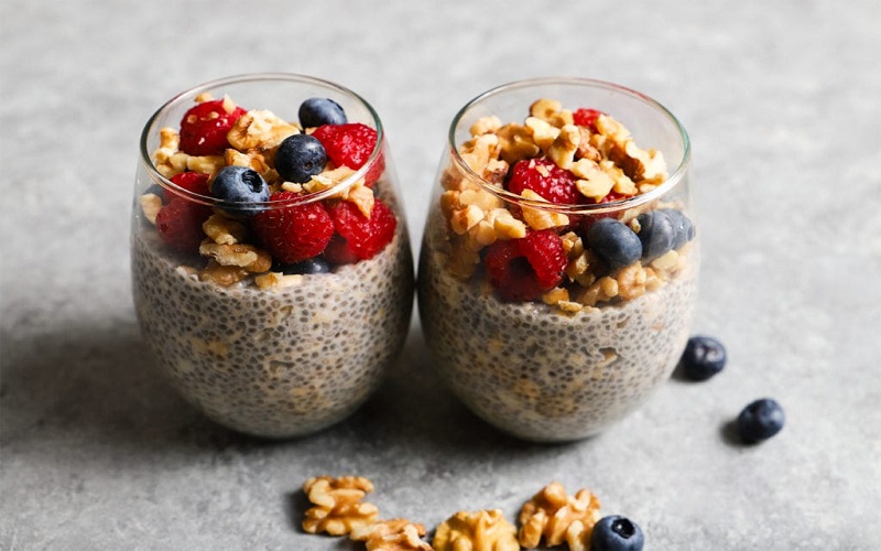 overnight-oats-and-chia-seeds