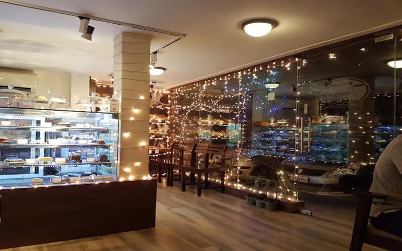 pantry-dor