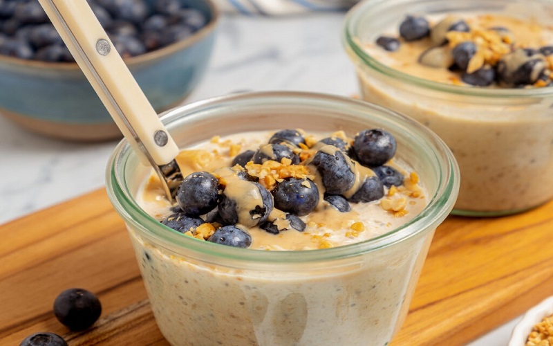 peanut-butter-overnight-oats