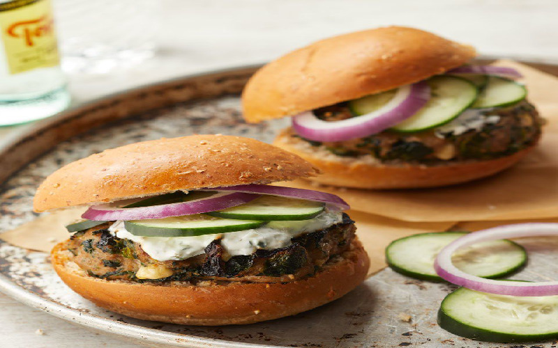 spinach-and-feta-turkey-burgers